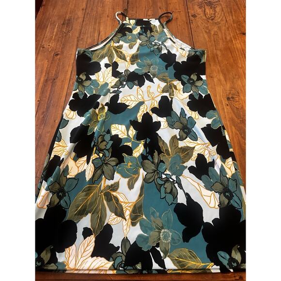 Boston Proper Size Medium Beyond Travel Shadow Florals High Neck Short Dress - Picture 11 of 14